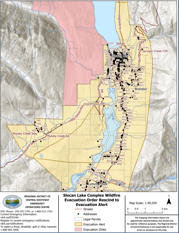 EmergencyInfoBC's tweet photo. The Regional District of Central Kootenay has DOWNGRADED an #Evacuation Order to an Evacuation Alert for approx. 464 properties in the Village of #Slocan & Electoral Area H due to #BCWildfire. Residents may return but must be ready to leave on short notice. More info: https://t.co/d6gcljzgn0
