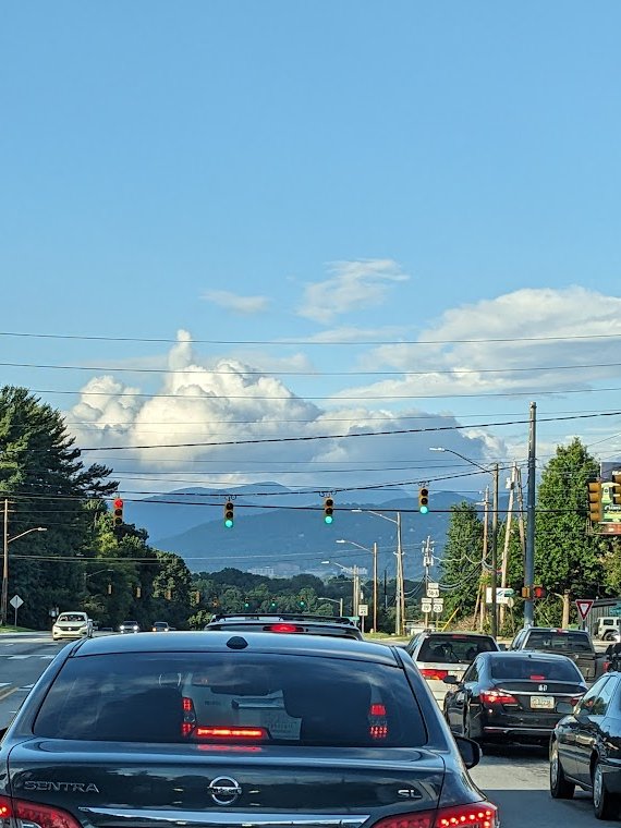 MarkBToole's tweet photo. Twitter told me Asheville was terrible.

AVOID!

One big homeless camp, drugs &amp; crime everywhere, insane leftist weirdos accosting  you on every corner.

Then I went and found a quirky mountain town with good food, cool bars, friendly people.

Social media is a lie. https://t.co/AN0JLWpeLX