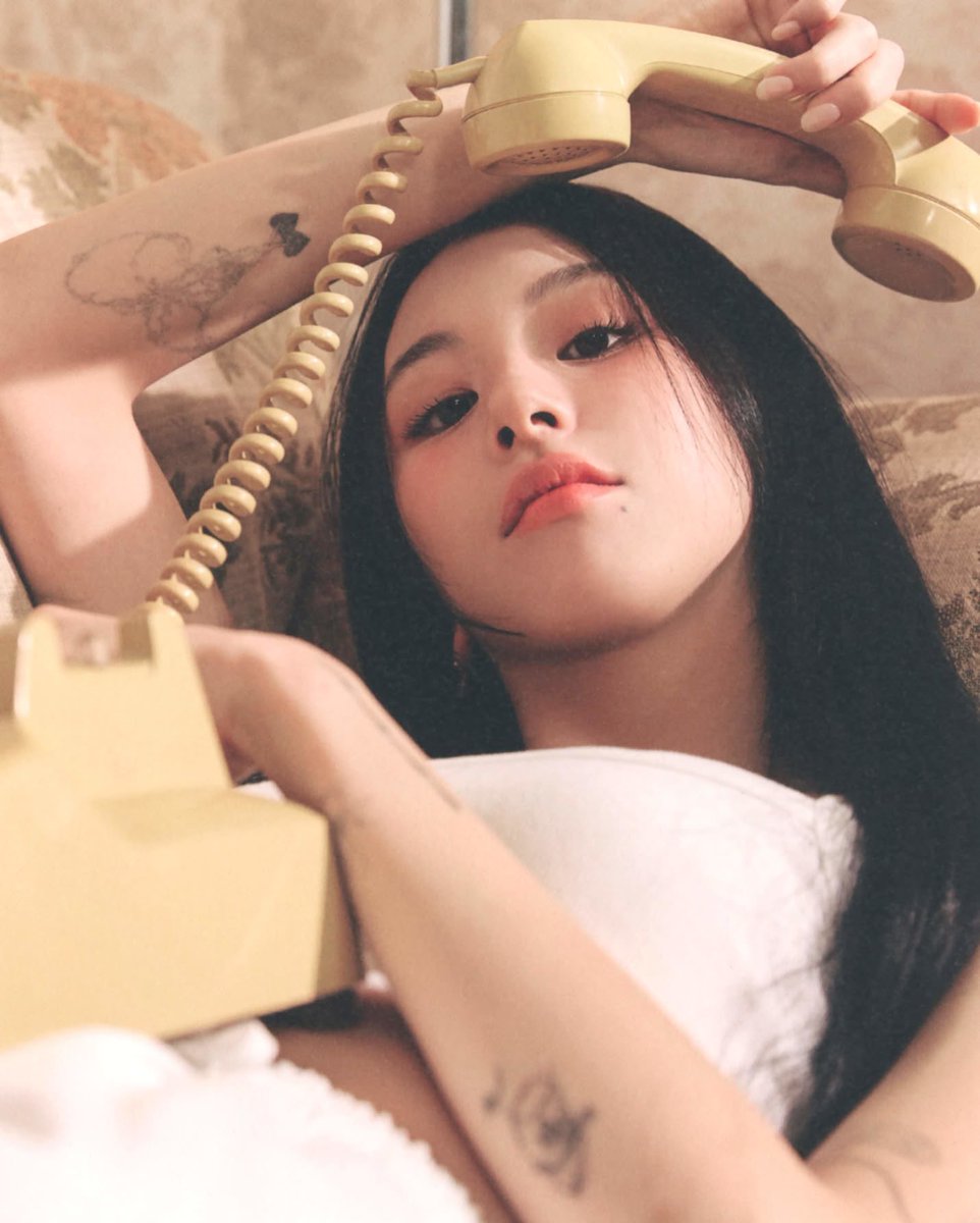 chaeyoung pics tweet media