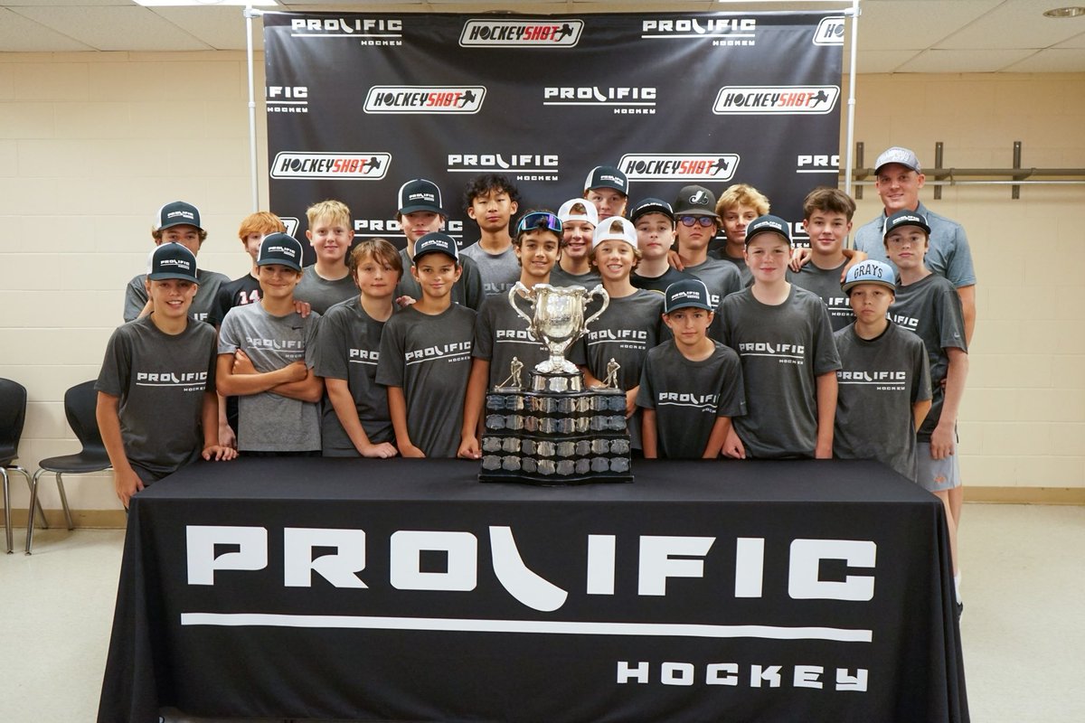 SpiritHockey's tweet photo. Spirit Head Scout Greg Hammell brought the #MemorialCup home 🏆

📍New Hamburg, ON https://t.co/OjEfBk3jyu