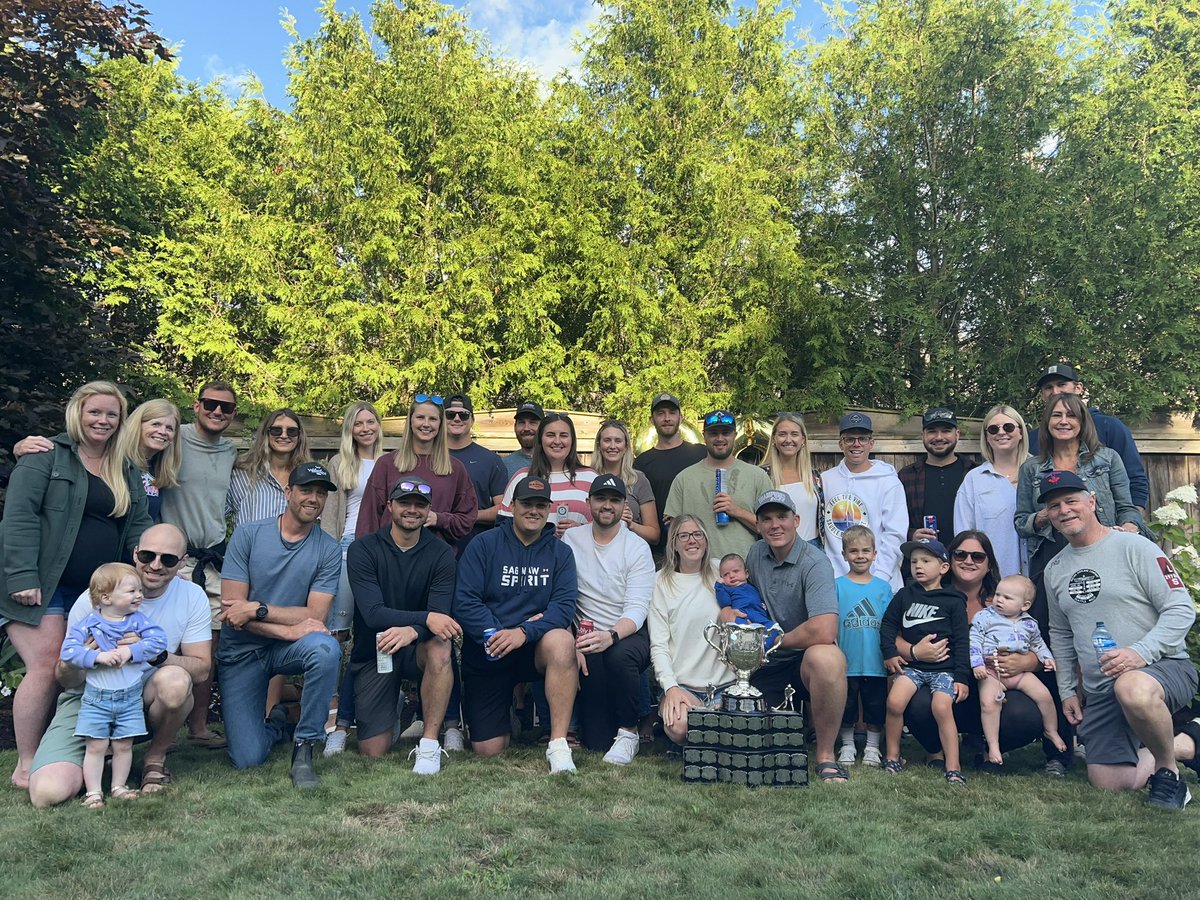 SpiritHockey's tweet photo. Spirit Head Scout Greg Hammell brought the #MemorialCup home 🏆

📍New Hamburg, ON https://t.co/OjEfBk3jyu