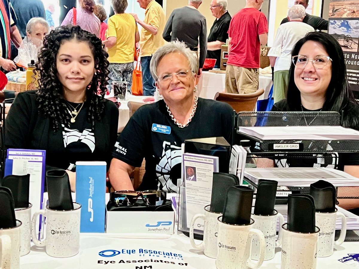 EyeAssociatesNM's tweet photo. Community Engagement:
We had the wonderful opportunity of participating in the La Vida Llena Retirement Community Annual Resident Health Fair on Friday, August 9, 2024 along with 19 other vendors. https://t.co/SuxNu1HN70