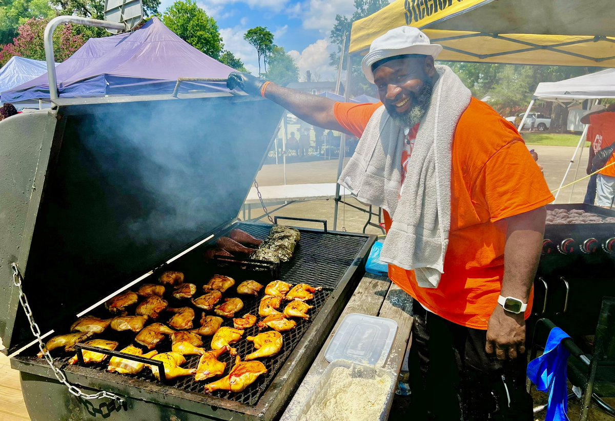 Ain’t No Reunion Like a CDP Reunion! Rock Hill’s “College Downs” community showed-up &amp; showed-out this weekend for a day of simple Family-Reunion style, old-school, block-party fun. Everyone who lives in College Downs… plus those who have moved away… all come home 4 a Reunion!