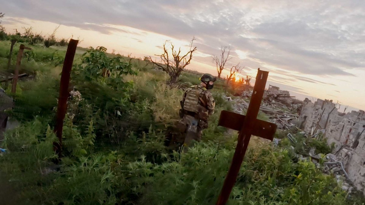 Guys, we're terribly sorry but YouTube has age-restricted our promised release (basically shadow-banned). We are trying to resolve it, but this might take longer than we anticipated. Please stand by.