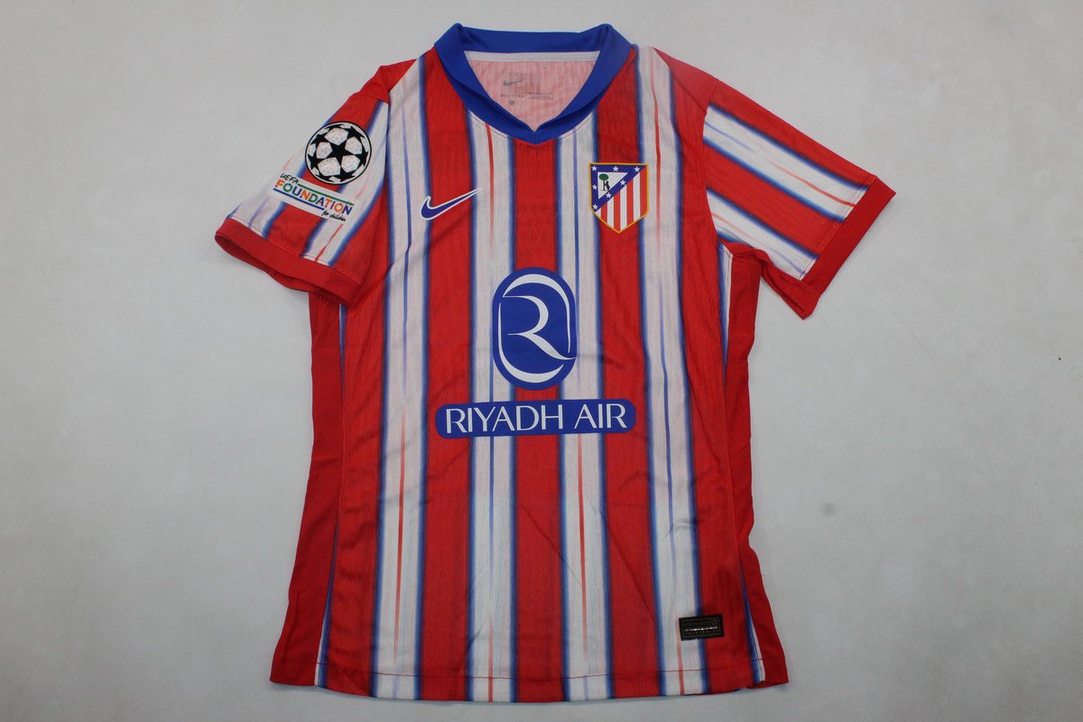 Goldegodin tweet media