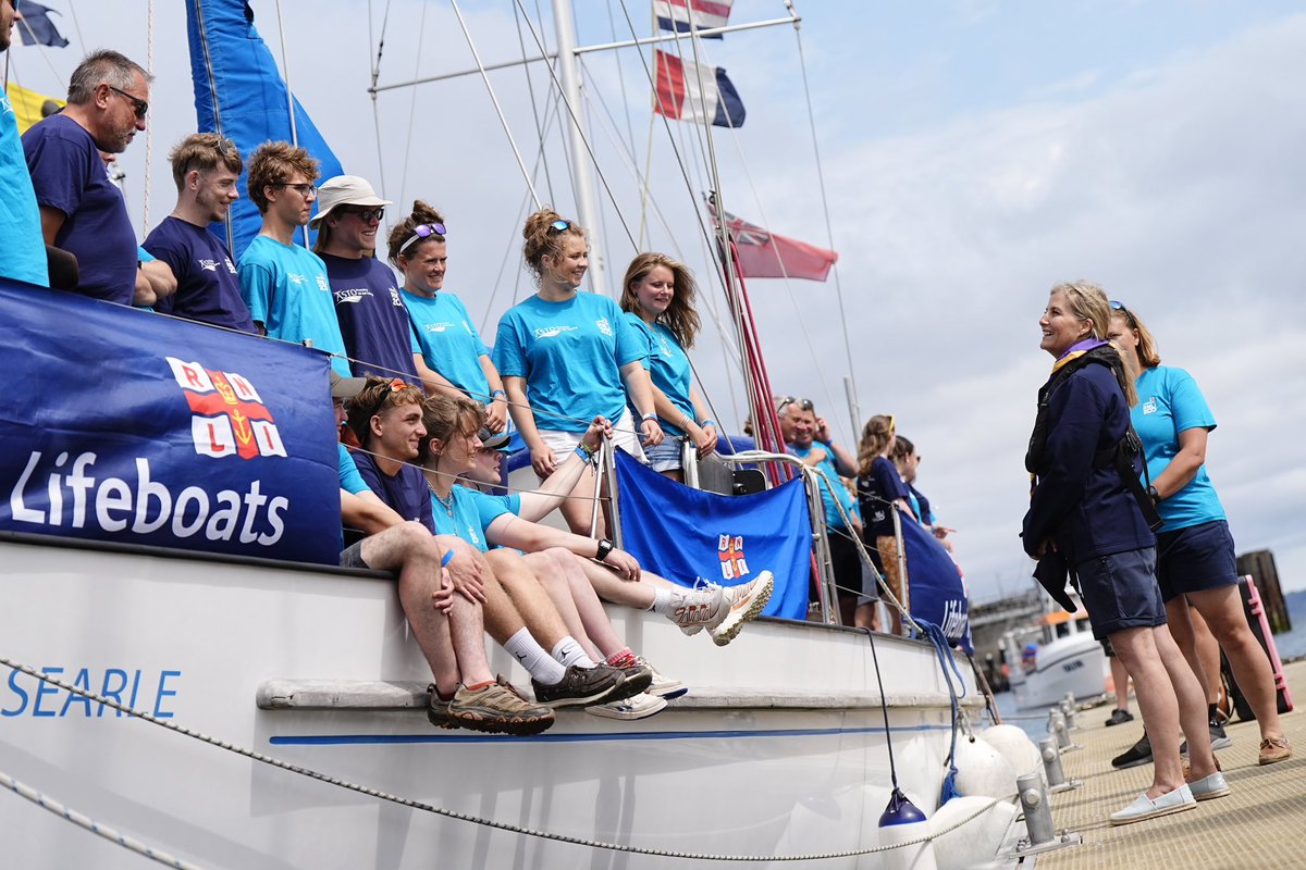 Aaron Chown tweet media