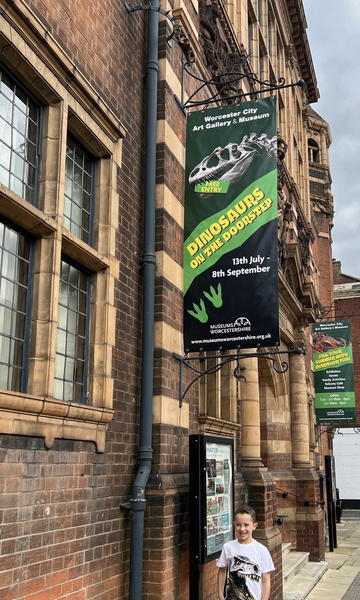 It’s SO satisfying seeing your very own design in situ. 
 
We at <a href="/quickbydesign/">QBD - Digital Marketing Agency</a>  were fortunate enough to #print #printanddesign the #banners #leaflets #adverts for the Dinosaurs On The Doorstep exhibition.
 
Such a great FREE day out!
 
<a href="/worcestermuseum/">Museums Worcestershire</a>  our son LOVED it!