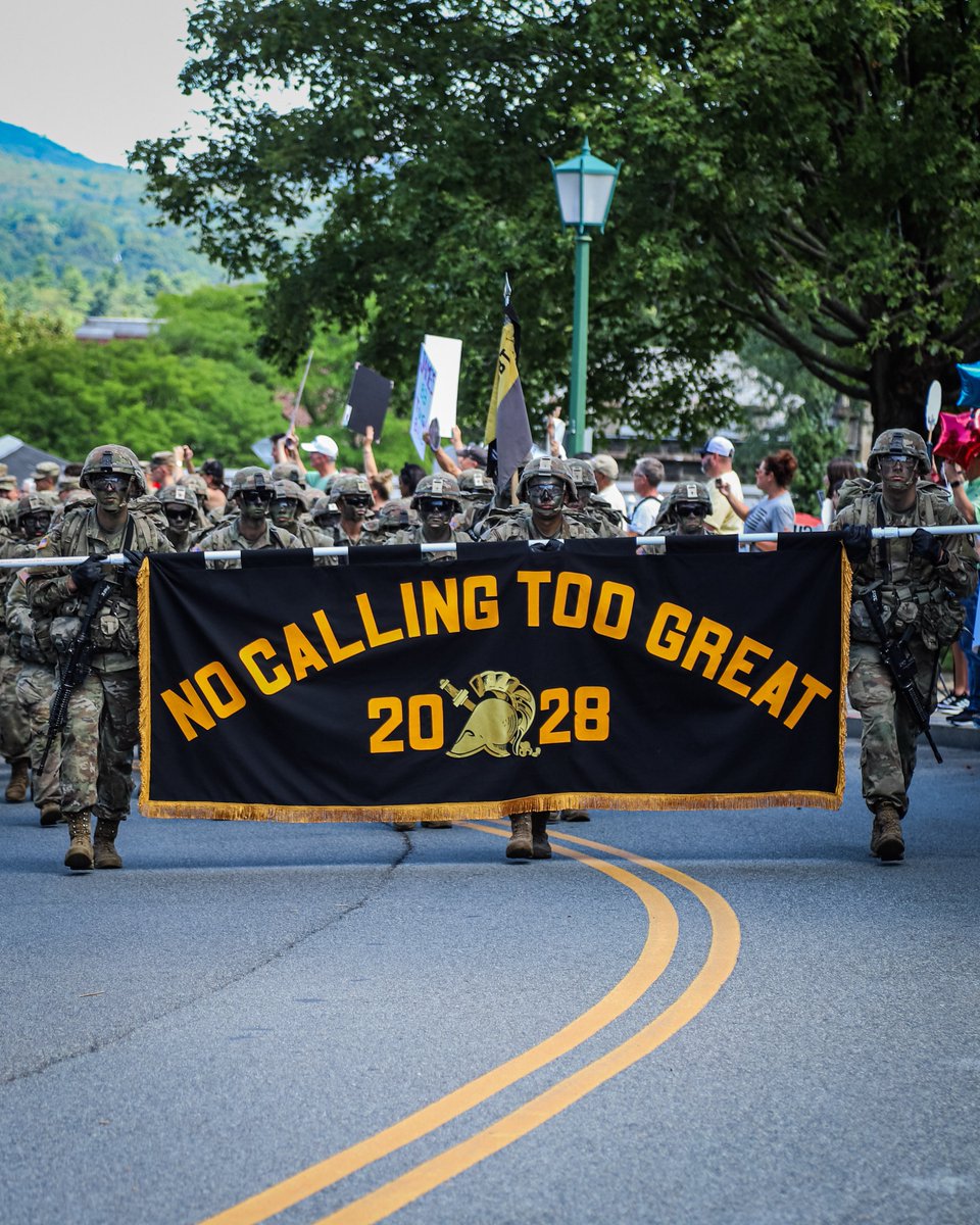 March Back✅

The Class of 2028 has tamed the Beast✅

Class Motto: No Calling Too Great 🫡