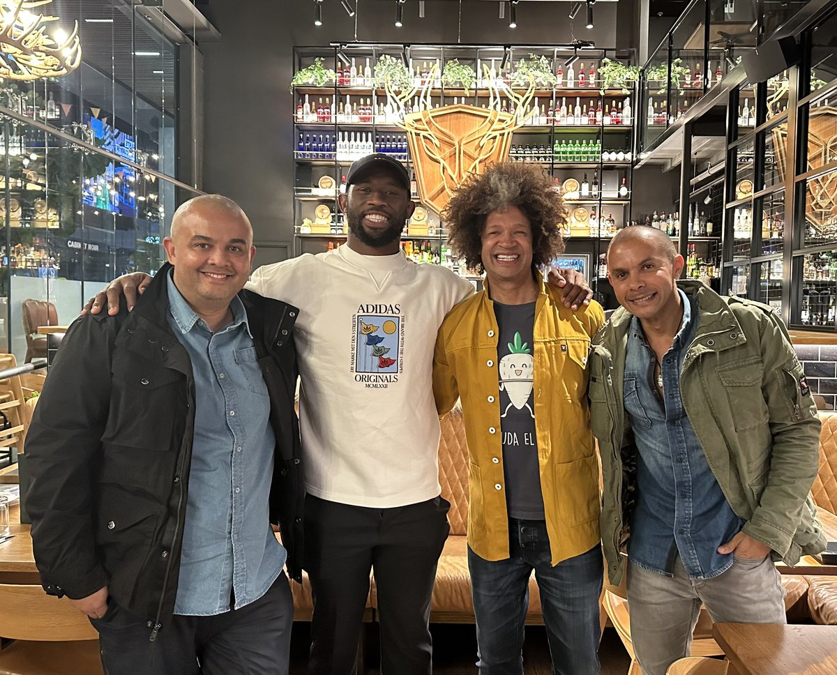 marclottering's tweet photo. People of the South 🇿🇦🇦🇺 #Perth 🥰 https://t.co/fiDeghHz87
