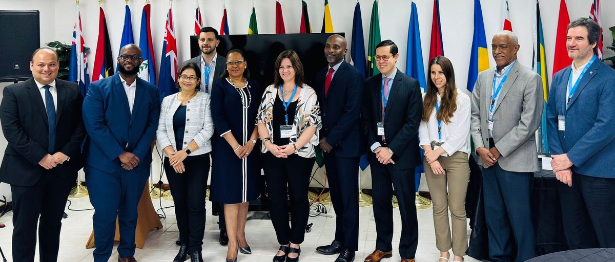 marcollinas's tweet photo. En Trinidad y Tobago instalamos hoy la 1era edición de la Escuela de Transformación Digital  e Innovación del Caribe, luego de estar realizándola para Latinoamérica por 10 años, buscando fortalecer las capacidades de los hacedores de política de la región en la materia. https://t.co/fKBxA5uBDp