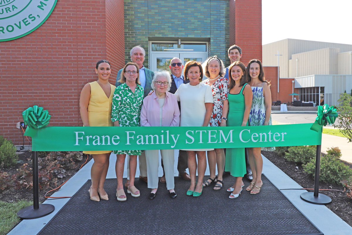 Last Friday, we celebrated the grand opening of The Frane Family STEM Center with a special ribbon-cutting ceremony, refreshments, music, and more! Thank you to everyone who joined us in marking this exciting milestone, and to all who helped make this a possibility! 💚