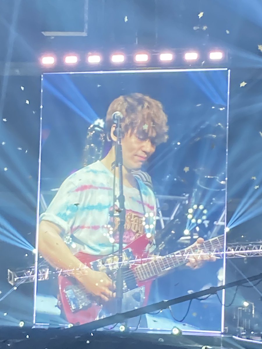 sha_music_'s tweet photo. 連写してた。 https://t.co/Jj5fLPHILS