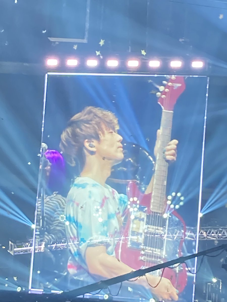 sha_music_'s tweet photo. 連写してた。 https://t.co/Jj5fLPHILS