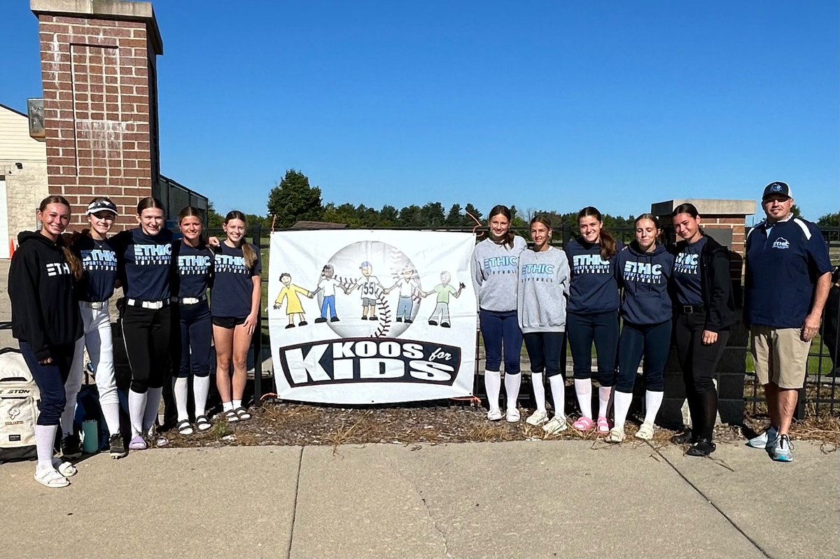 ESA 15U Prospects is off to a 🔥 start for the new season! They spent the day volunteering with Koos for Kids on Saturday, and then had their first team practice after! Way to go ladies! 🩵