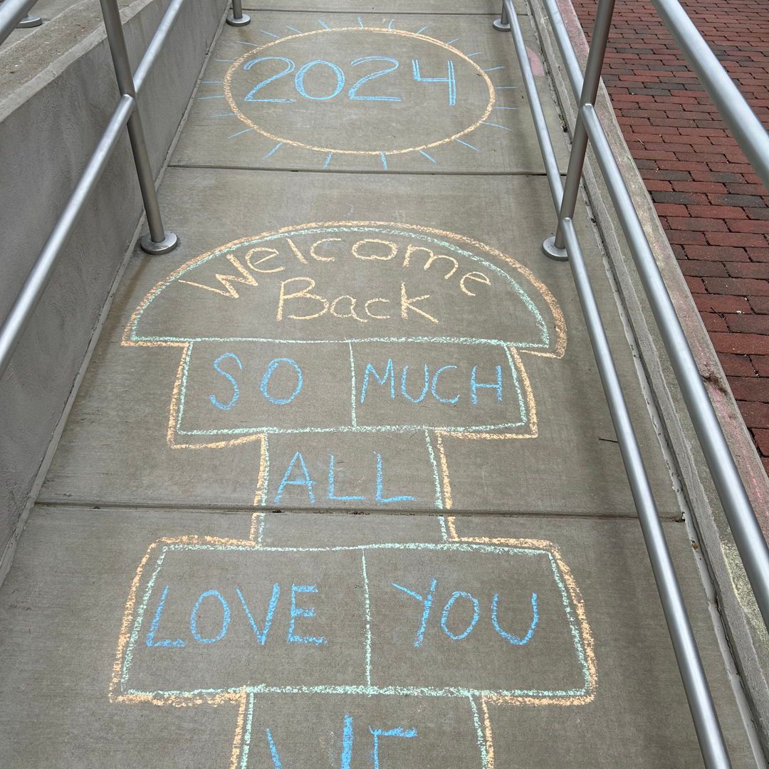 We are beyond excited to welcome back our Brentwood teachers and staff!  Thank you to our building's PTOs for their help in ensuring a warm welcome for all.  Looking forward to an amazing school year!

-Dr Z 💜 💛 💜 
#TheBrentwoodWay