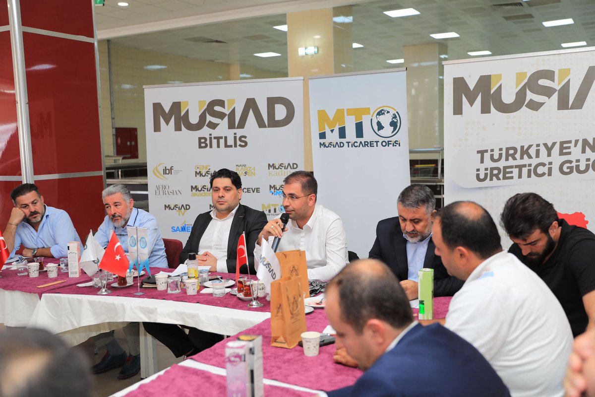 Ertan BUYRUK (@ertan_buyruk) on Twitter photo MTO genel Mrk ekibi ve <a href="/farukguzeldere/">Faruk Güzeldere</a> bşk katılımlarıyla, <a href="/MUSIADBitlis/">MÜSİAD BİTLİS</a> şubesi üyeleri ve <a href="/mehmet_cma/">Mehmet ILIK</a> bşk hazırlayıp sunduğu MTO Bitlis 5. Bölge 3T Networking programına katılım sağladık. <a href="/MUSIAD/">MÜSİAD</a>
#müsiadgücünadresi MTO genel Mrk ekibi ve <a href="/farukguzeldere/">Faruk Güzeldere</a> bşk katılımlarıyla, <a href="/MUSIADBitlis/">MÜSİAD BİTLİS</a> şubesi üyeleri ve <a href="/mehmet_cma/">Mehmet ILIK</a> bşk hazırlayıp sunduğu MTO Bitlis 5. Bölge 3T Networking programına katılım sağladık. <a href="/MUSIAD/">MÜSİAD</a>
#müsiadgücünadresi