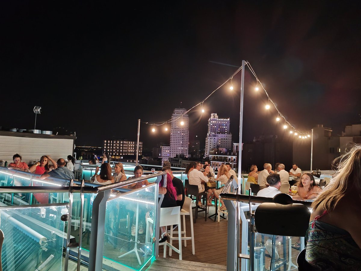 maitesevigadita's tweet image. #terrazas
#Madrid
#Agosto