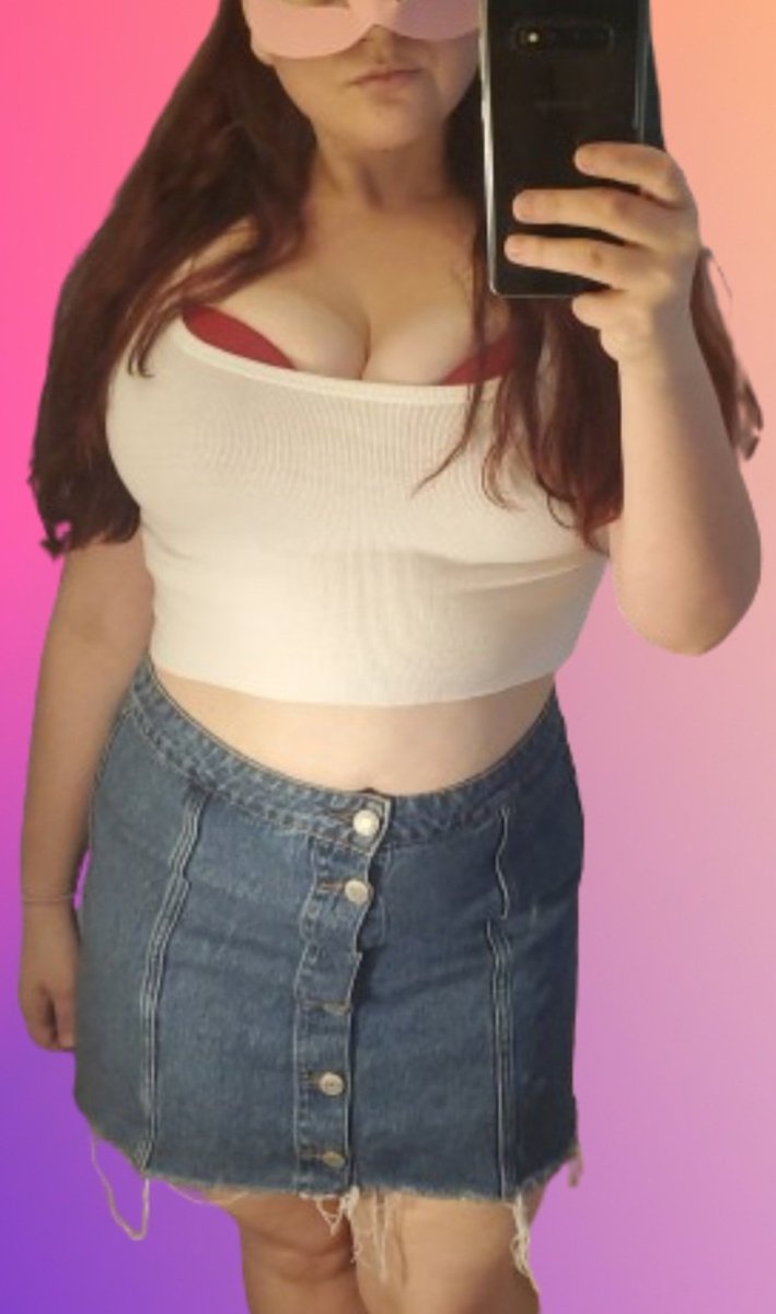Averageslut2's tweet photo. Chubby slut playing on cam today 🥰 comment "hi" below and I'll dm you my cam rates https://t.co/dURnmRFgj4