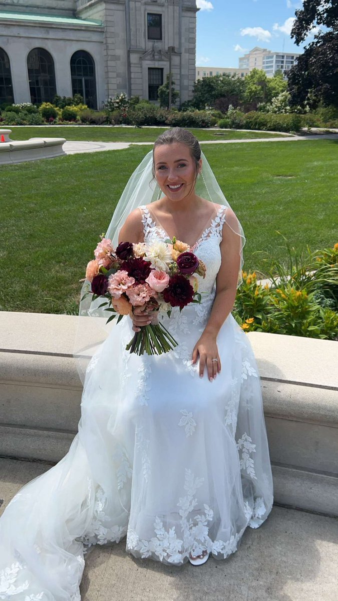 MRS. CheyEgg! 💍🤍