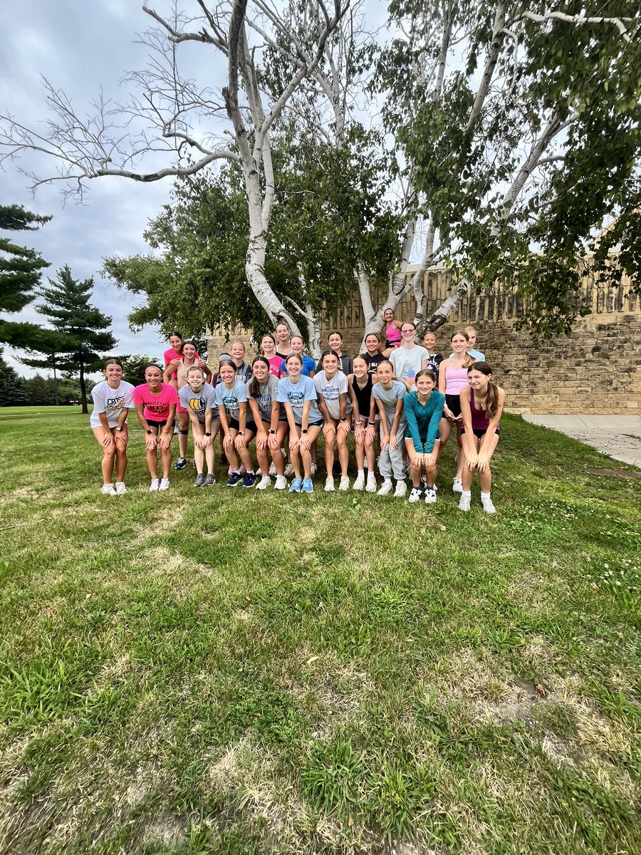 Mankato East Girls' Cross Country tweet media