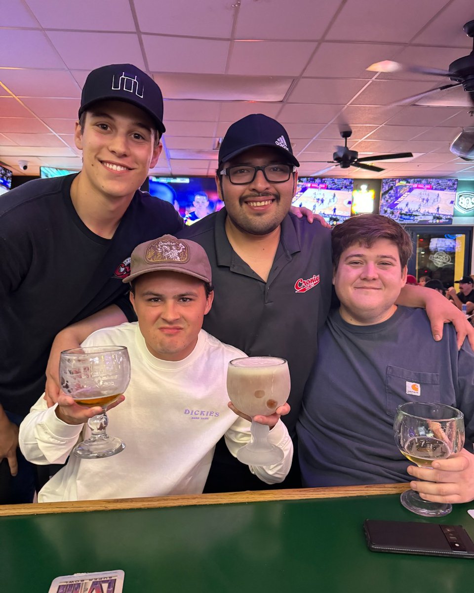 Cronies Sports Grill tweet media