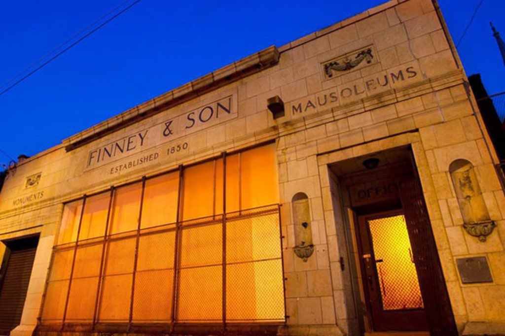 A view of what PWE wrestling is like <a href="/PhilaMOCA/">PhilaMOCA</a> at the link below. This Friday, 8/16, 7:30pm we close-out the Summer with a PWE/HTW tag team show.

Tix: solarslam.eventbrite.com

PWE mini doc 2019: vimeo.com/319209915?fbcl…