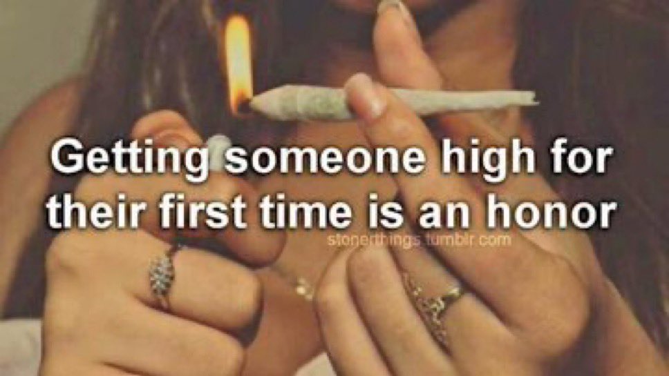 Stoner Barbie (@stonersvilla) on Twitter photo 