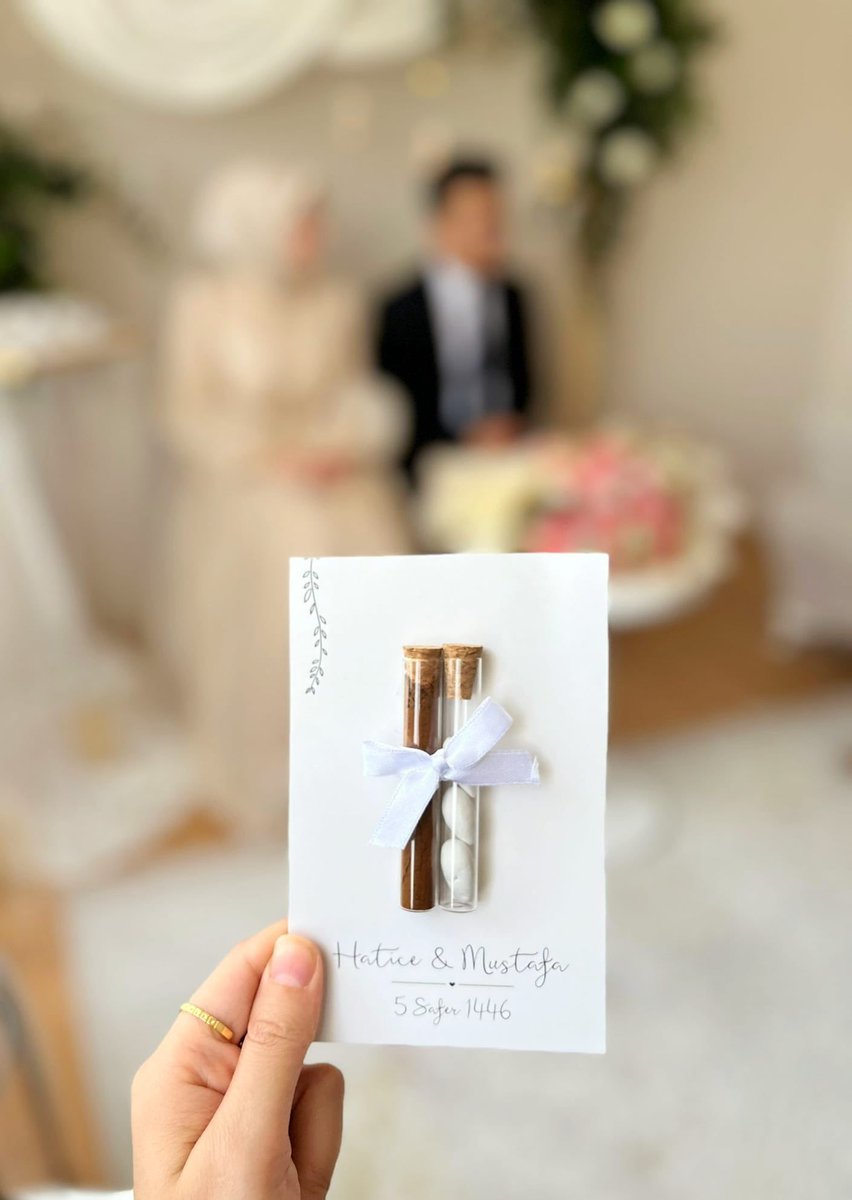 "bütün mümkünlerin kıyısında."
<a href="/thegueder/">mustafa hilmi</a> 🤍