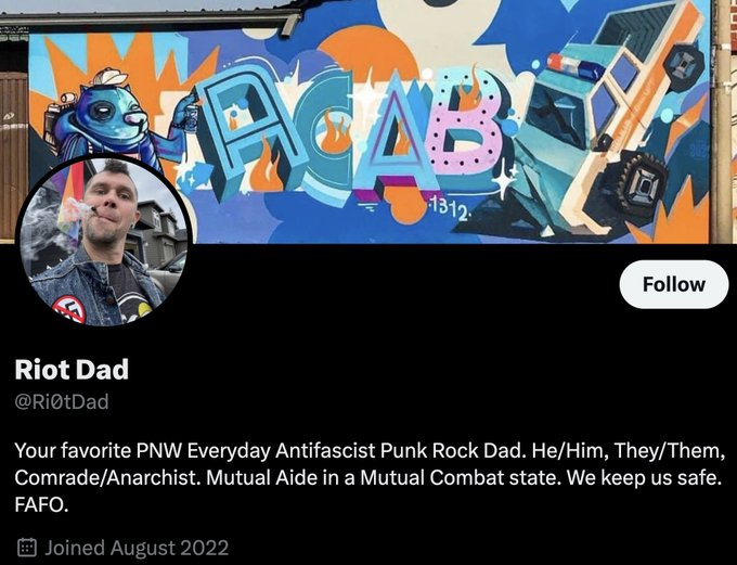 MrAndyNgo's tweet image. Antifa member David Zachary Alvey ("Riot Dad"), of Vancouver, Wash., has been harrassing the @TPostMillennial team for our coverage of the ongoing felony trial of his comrade Alissa Azar in Clackamas County, Ore.

Alvey, a cross-dressing trans non-binary anarchist communist,