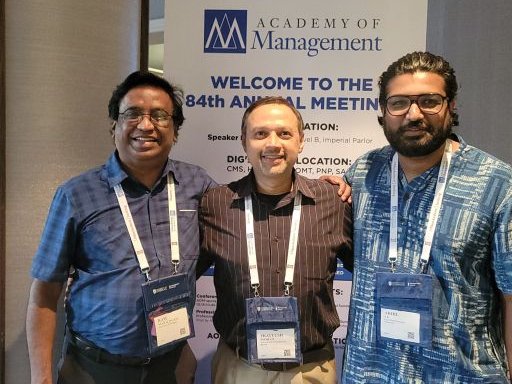 Wonderful and engaging discussion on Artificial Intelligence and Inequality at the #AOM2024

We plan to continue to build this community of scholars. 

Please fill out the form to join the community:
cwru.az1.qualtrics.com/jfe/form/SV_aW…
<a href="/AOMConnect/">Academy of Management</a> #ArtificialIntelligence #Inequality