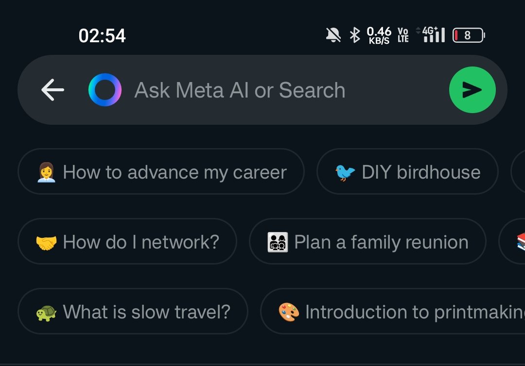 s_adityashukla's tweet image. The logo dances every time I open WA now, it&apos;s so frustrating to the core smh. Who wants AI in a messaging app!?