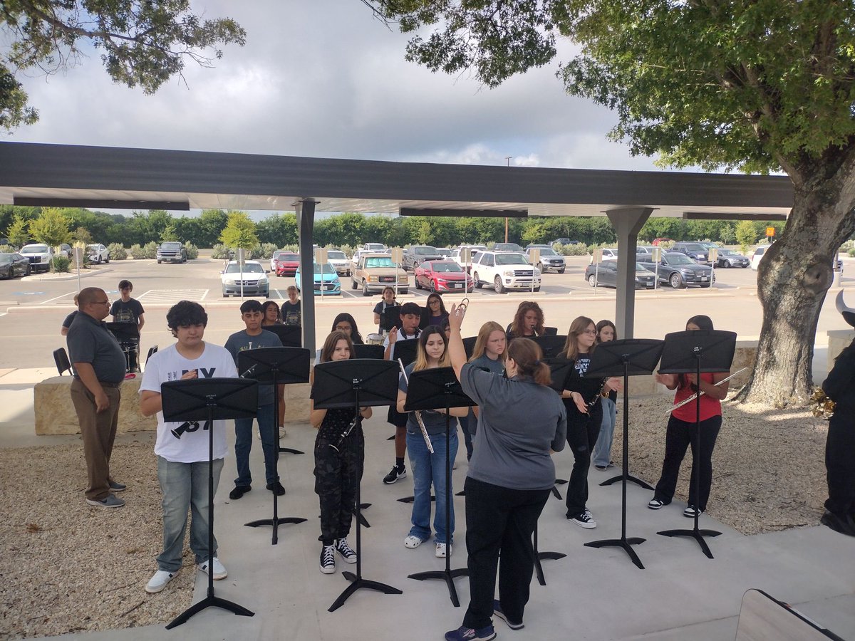 AJBtoroband's tweet photo. Students who participated in band came together to perform for our Ribbon Cutting ceremony today. They did a fantastic job! Cheers to our school officially being complete!
#MusicforAll #1stPerformance #AJBisthePlacetoBe https://t.co/7MBHXiYU4a