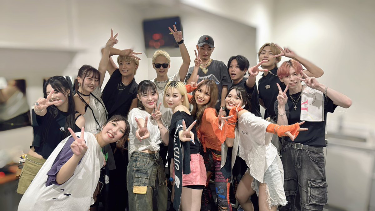 ki_yo_ha_'s tweet image. 今回出演者してくださった皆様と📸Part.2

SONIC SQUAD🎧もはや家族🧑‍🧑‍🧒コラボありがとう🤝

KAIKAさん🫧3回目の共演で、最後に私達の主催にも出演していただけて嬉しかった🥲🙏

Protea*さん💐(お写真撮れなかったので集合写真💦)
かなりお久しぶりにライブが見れて個人的にアガりました🙌🏻