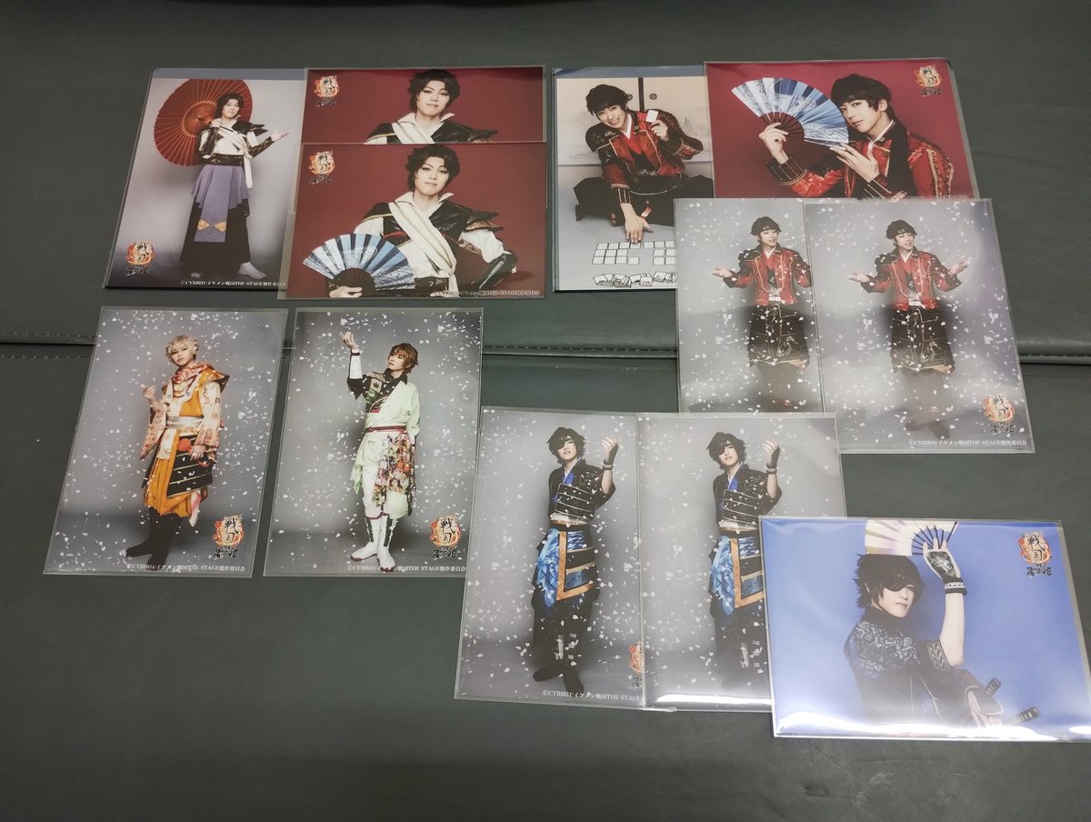 イケメン戦国 THE STAGE 戦ステ
ブロマイド

譲→画像のもの
求→定価+送料 または 謙信、光秀

お気軽にお声がけください😊