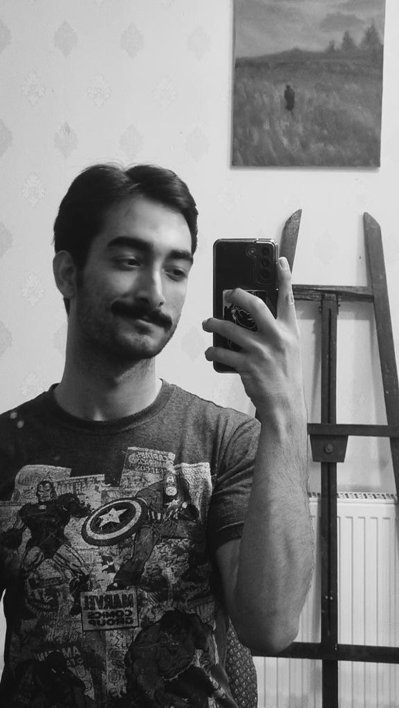 احمد آقا لباستو بیا ببر
@Ahmadrzfth