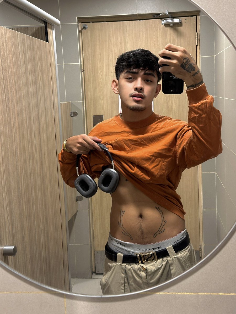 clyrenceee's tweet photo. 🫦 https://t.co/uf6QwgcRAJ