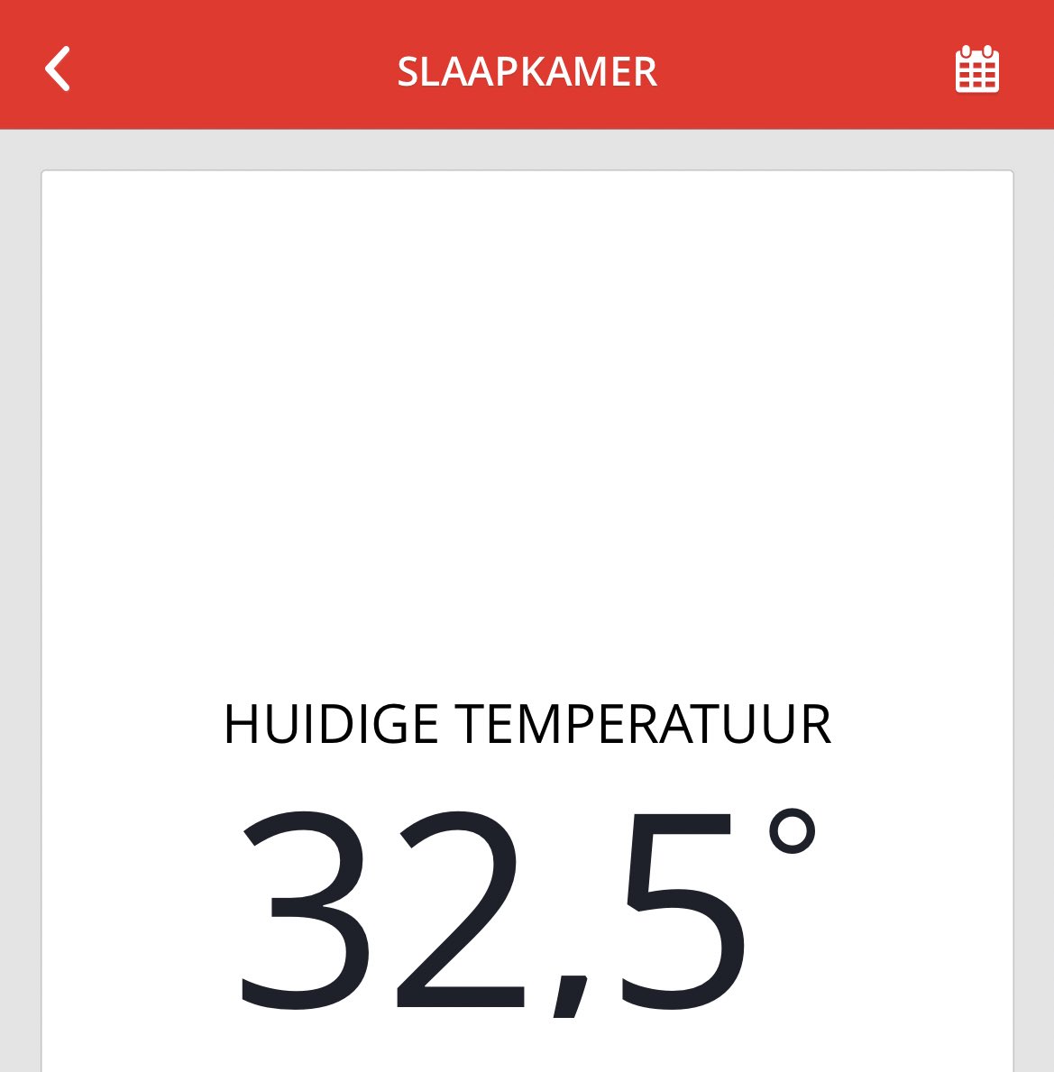 Tof zo’n kleintje van bijna 2 die aan de verwarming knop draait met dit weer 😂