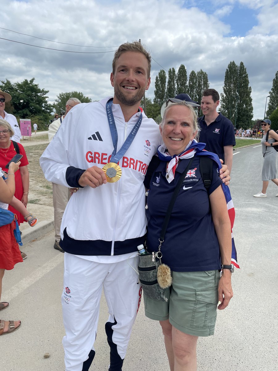 Just back from an amazing 2 weeks in Paris for the Olympics with <a href="/duvetdoctor/">Clare Briegal</a> to support <a href="/archerygb/">Archery GB</a> <a href="/BritishRowing/">British Rowing</a>  &amp; <a href="/TeamGB/">Team GB</a>.  Thanks @UK_sport, <a href="/MennaRawlings/">Menna Rawlings</a> &amp; everyone for their support &amp; friendship (&amp; to <a href="/Law4Professions/">Law4Professions</a> for holding the fort!)  What an amazing experience!