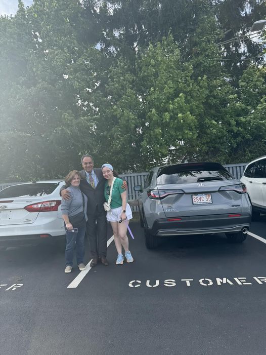 OceanHanover's tweet image. Once again
Congratulations Lauren and Caroline 2025 Honda HRV SPORT at Ocean Honda Of Hanover where dreams come true.
#OceanHonda #HondaHRV #HomeoftheCarDoc