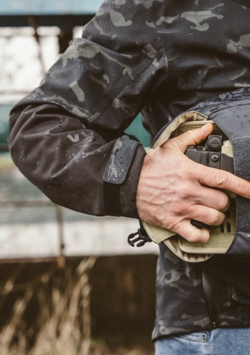 ViktosBrand's tweet image. Standby for 08.16.2024! 👊🇺🇸
#NewProductLaunch 

VIKTOS.com // #VIKTOS #FALL24 #Preview #SneakPeek #Standby