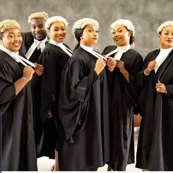 thepharmwriter's tweet photo. Day 12/31
Today you're a lawyer. What do you do?
Let's write.
P:S: I own none of the pictures being used here, all are free downloads off the internet✨
#AugustWritingPrompts https://t.co/AbjtHiuOjv