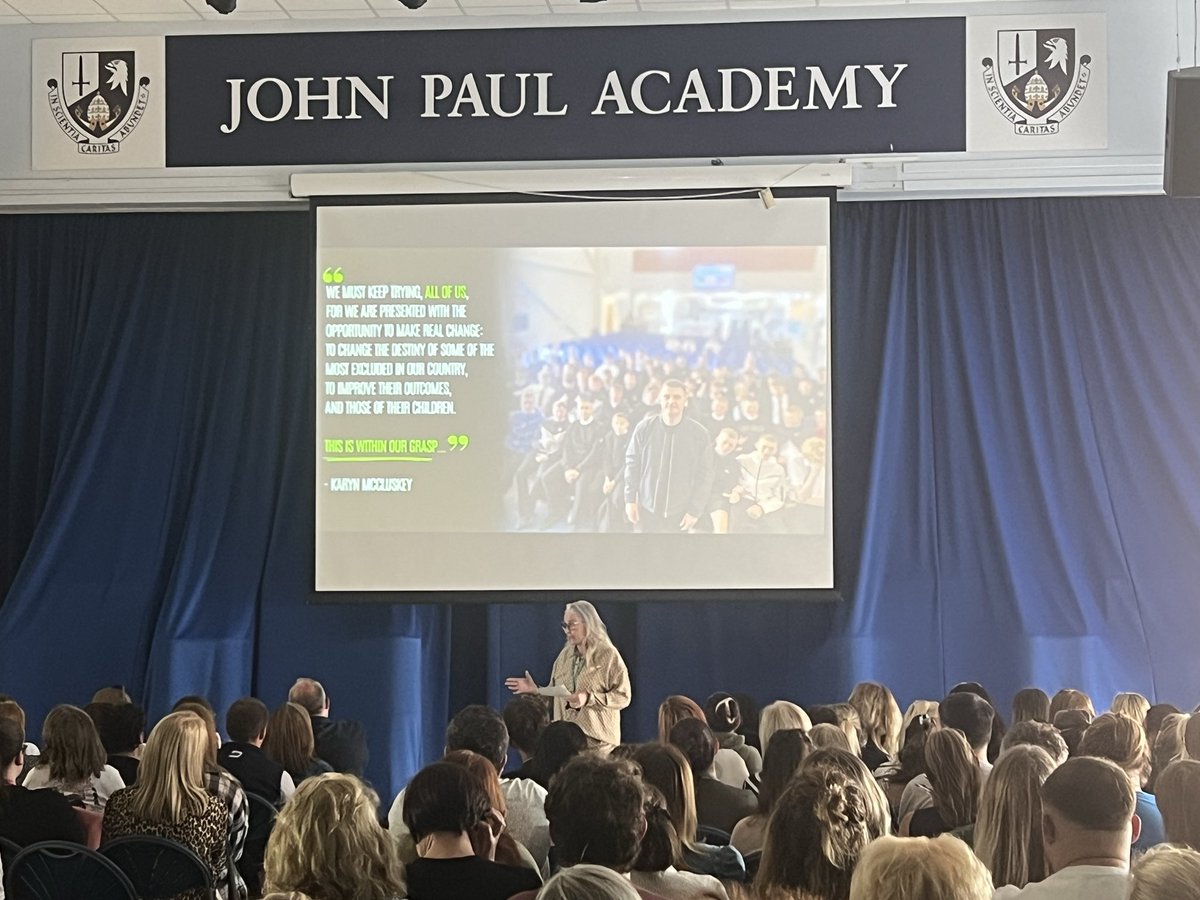 JPALearning_C's tweet image. What a great start to the new term. @G_Armstrong21 came along to speak to our #LearningCommunity about his lived experience and how education and teachers who say his potential offered him a positive future. We can make a difference! #NoWrongPathway #StreetBelonging #AllOfUs