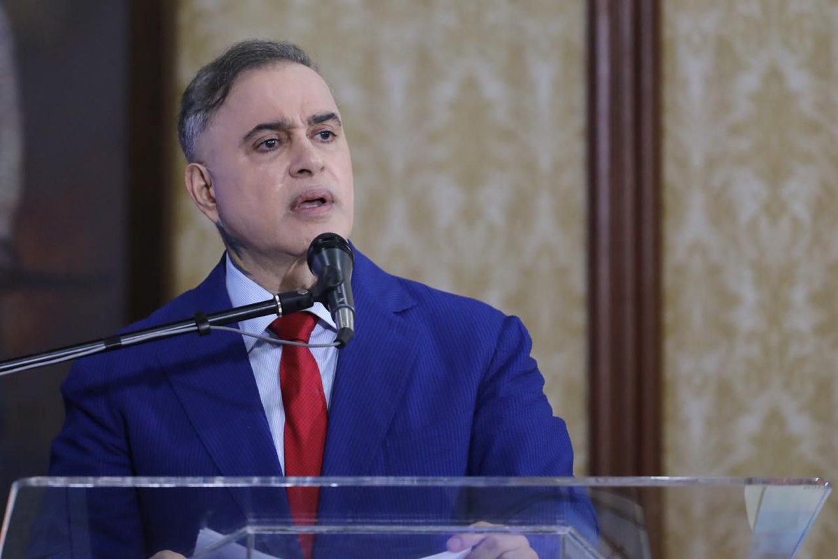 CoralTeresa's tweet photo. 🔴 ÚLTIMA HORA| Fiscal General de la República @TarekWiliamSaab informó que la dirigente del PSUV, Cirila Isabel Gil asesinada en el Callao estado Bolivar presentó 48 heridas punzo penetrarte, los asesinos están identificados y se encuentran solicitados https://t.co/3MJxWEIDiC