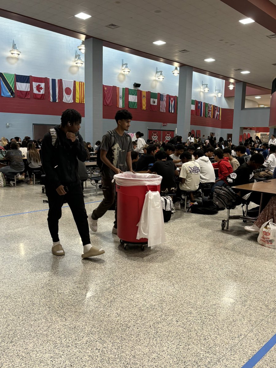 THS_Tigers's tweet image. Check out our @TravisHoops leaders during D lunch today! Thanks for showing our Tigers what true leadership looks like #DevelopingLeaders #LeadthePAC
