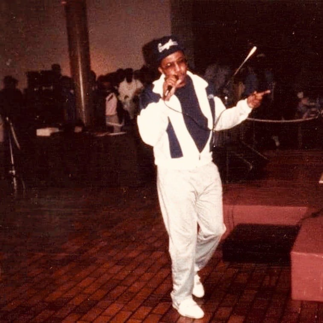 KevinLiles1's tweet photo. On this Hip-Hop Day, I’m reminded of the culture that shaped me. 

Hip-hop was my escape, my voice, my entrepreneurial spirit. It gave me a platform to impact lives and reach higher. Hip-hop is in my blood. #ProtectBlackArt #FreeOurArt #SayLessCelebrateMore https://t.co/bfhpSV3yMu