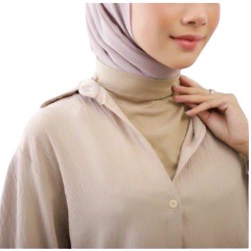 iampikachu___'s tweet photo. Korang masih pakai lagi ke inner neck? Rimas pakai dua lapiskan? Aku dah jumpa solusi best. Wujud rupanya inner neck paras bahu ni. Confirm selesa !!

Link : https://t.co/GjiBWXGkVA https://t.co/2Ox7otir2E
