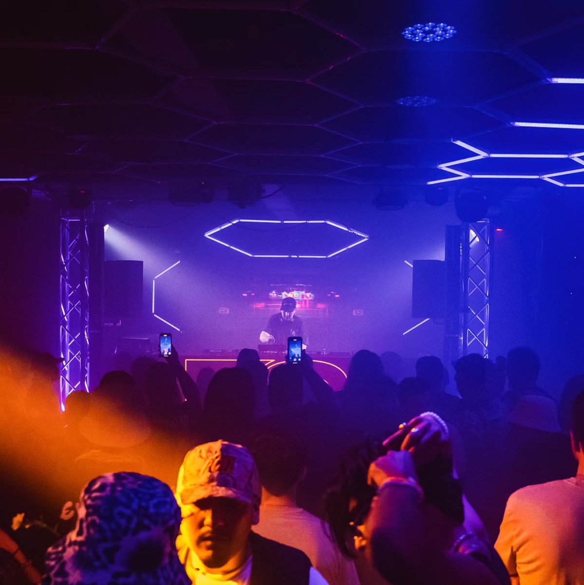 biig win with <a href="/shlumpbass/">🛸Shlump🛸</a> at EQ Nightclub. I believe it was one of the last bass shows at EQ so I'm glad we got to do it proper 🫡