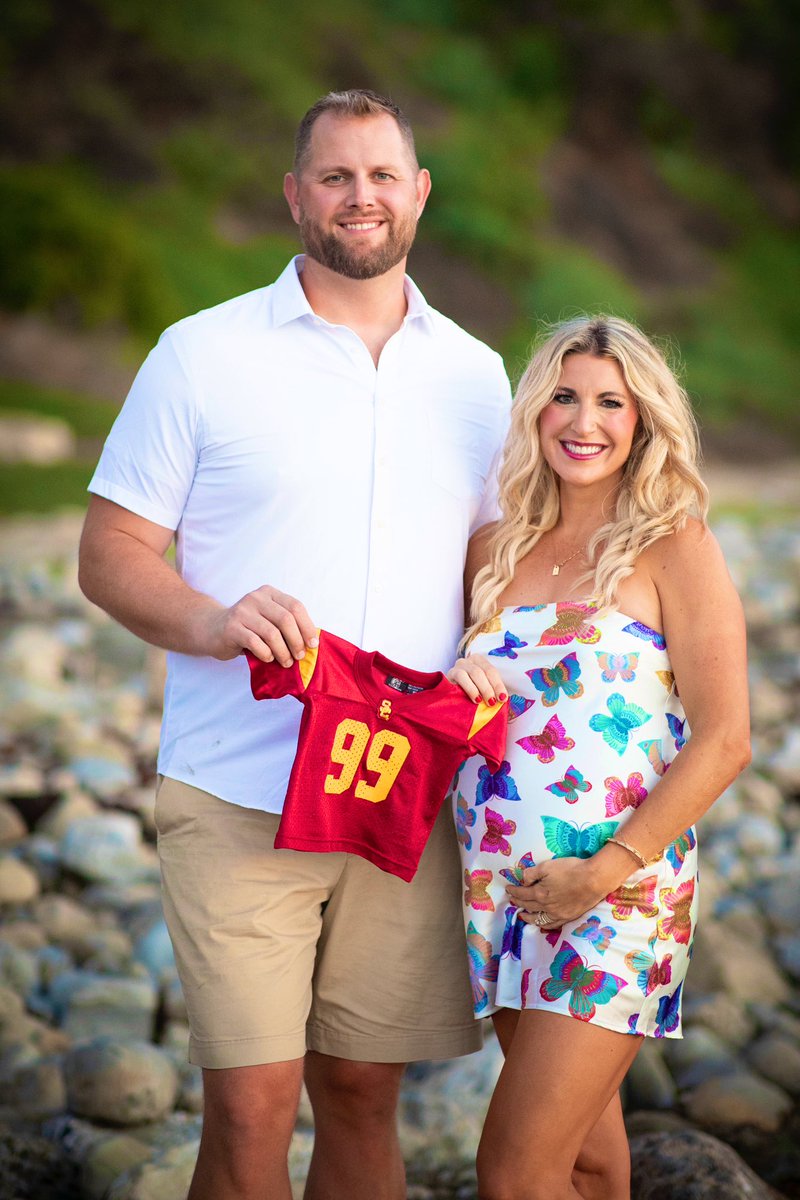 Annie Hanson tweet media