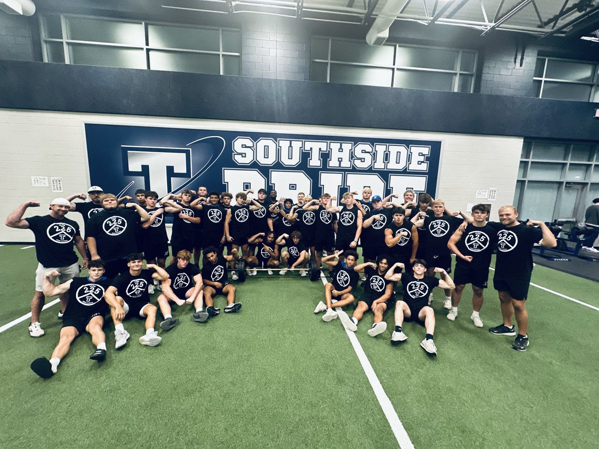 Papio South Football (@plsouthfb) on Twitter photo SHOUT-OUT to <a href="/BixbySpartanFB/">BixbySpartanFootball</a> for inspiring us to start our own Club 225! We had 31 student-athletes (and 5 coaches) inducted in our first year. Thanks for the idea, Coach Montgomery. Kids are really rallying around it!
#SouthsidePride SHOUT-OUT to <a href="/BixbySpartanFB/">BixbySpartanFootball</a> for inspiring us to start our own Club 225! We had 31 student-athletes (and 5 coaches) inducted in our first year. Thanks for the idea, Coach Montgomery. Kids are really rallying around it!
#SouthsidePride