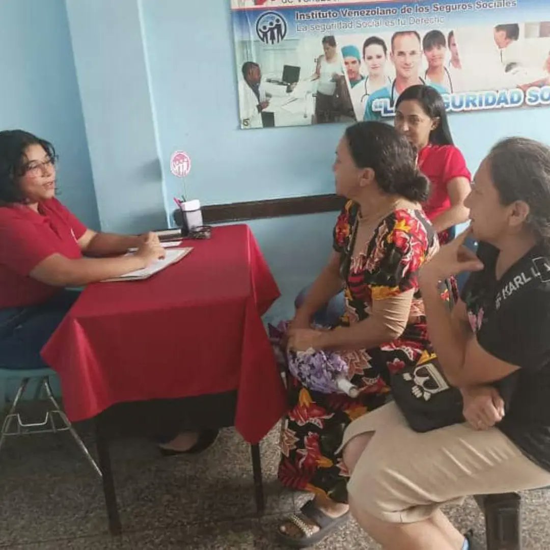 #12Ago | 🇻🇪 La <a href="/oasanfdo/">Ofic Adm Apure</a> brinda Atención y Recepción de expedientes en materia de Prestaciones en Dinero, Afiliación y todo lo referente a la Seguridad Social
#PorUnSeguroMasSocial
<a href="/Somosivss/">Instituto Venezolano de los Seguros Sociales</a>
<a href="/MagaGutierrezV/">Magaly Gutiérrez Viña</a>
<a href="/NicolasMaduro/">Nicolás Maduro</a>
<a href="/eduardopiate2/">eduardo piñate</a>